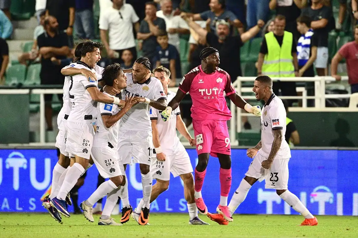 AEK Athen rettet sich in letzter Sekunde: 1:1 gegen Kifisia nach Tor in der 90+7. Minute