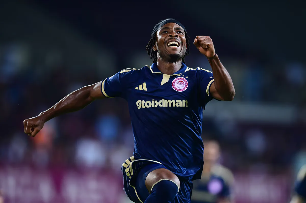 AEL – Olympiacos: Bruno erzielt das 3-0 nach Vorlage von Gonsales