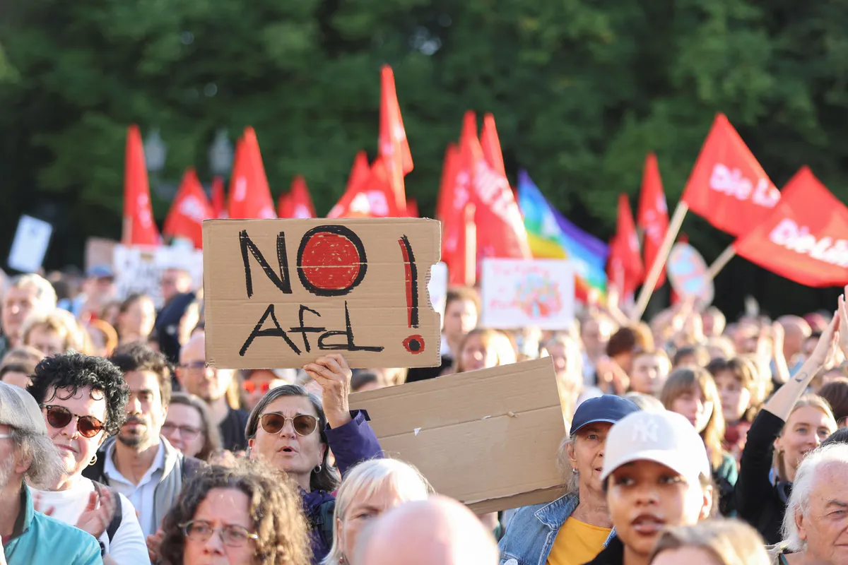 AfD gewinnt in Sachsen-Anhalt: Guardian sieht Schuld beim europäischen Zentrum