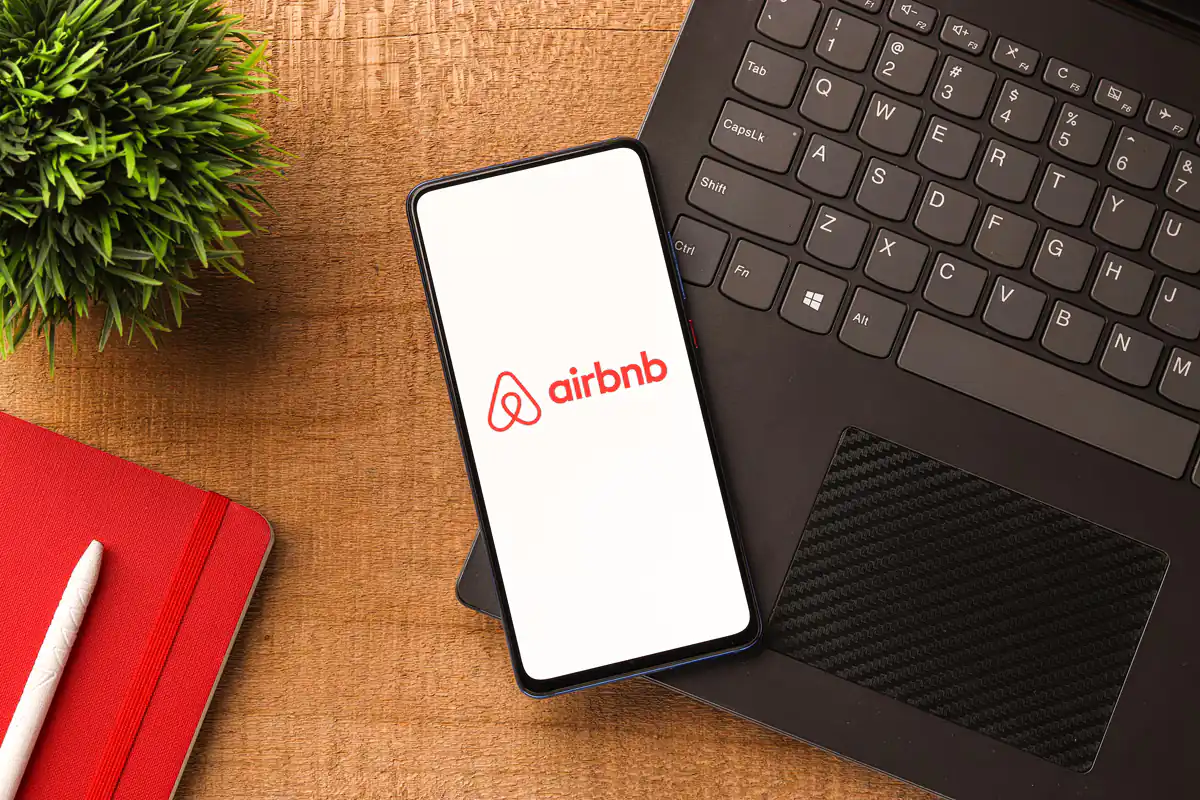 Airbnb Beschränkungen Griechenland 2027: Neue Regeln für Athen und Thessaloniki