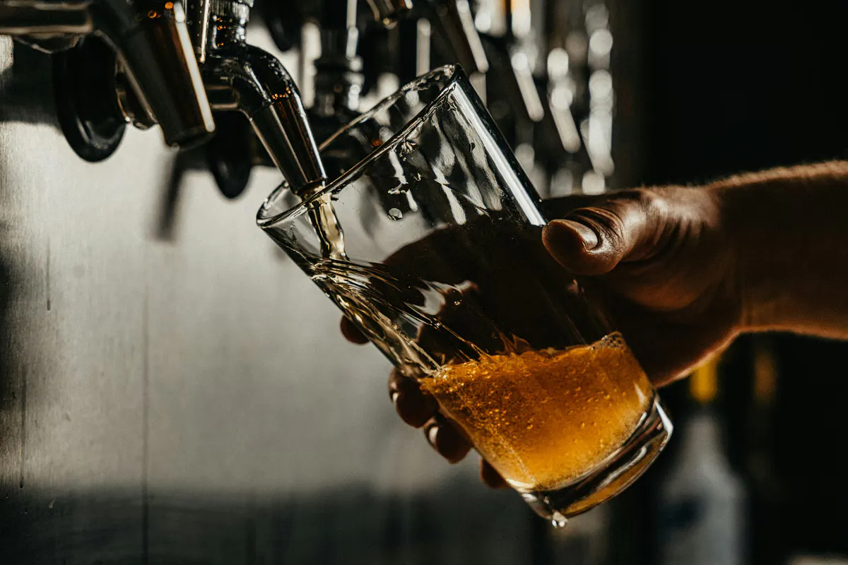 Alkoholfreies Bier: Was steckt wirklich hinter dem 0%?