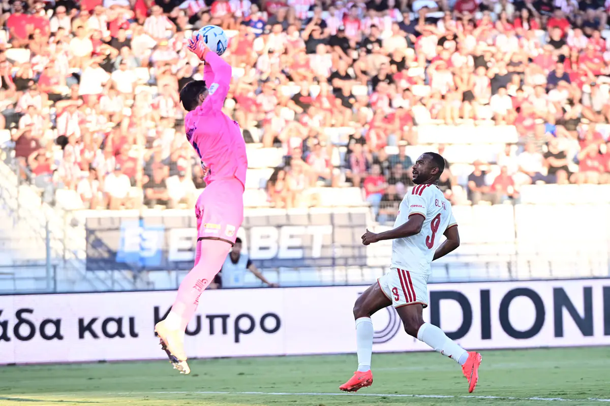 Olympiacos wünscht Ayoub El Kaabi rasche Genesung