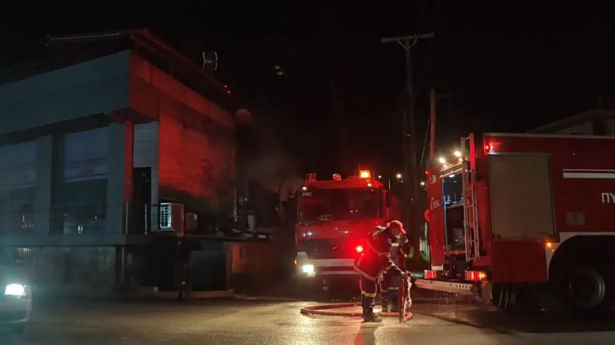 Brand auf dem Gelände von Aspropyrgos führt zu vorübergehenden Störungen im Bahnverkehr