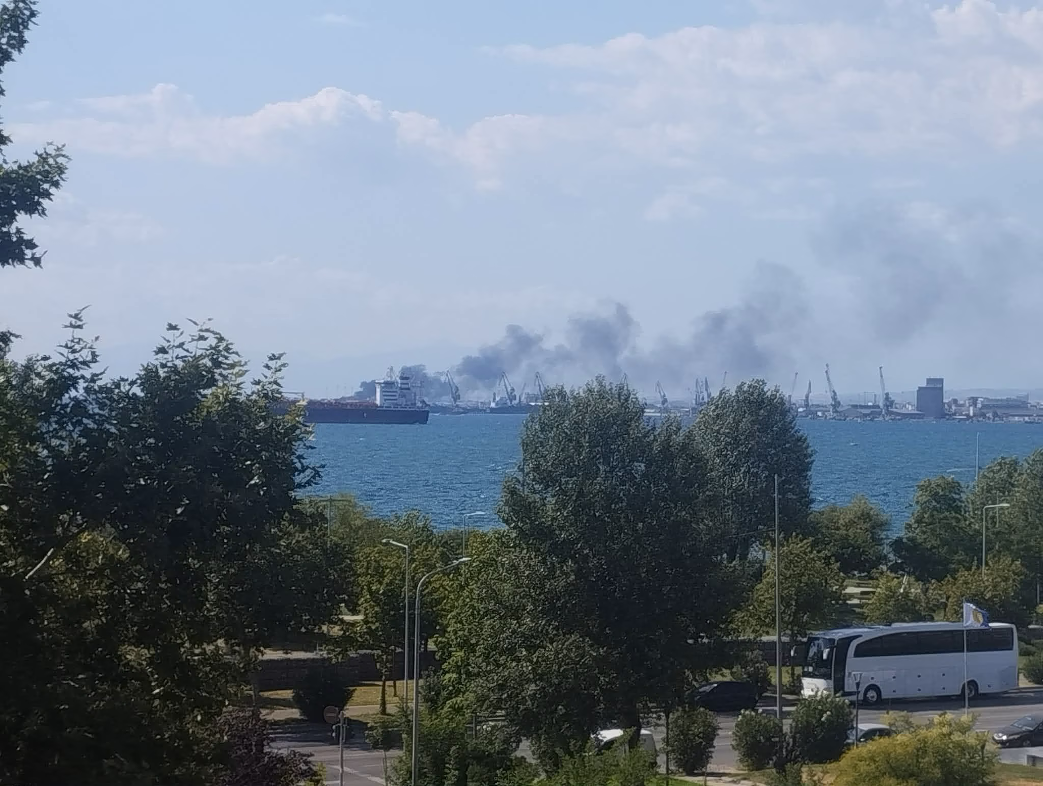 Brand in Autowerkstatt in Kalochori, Thessaloniki