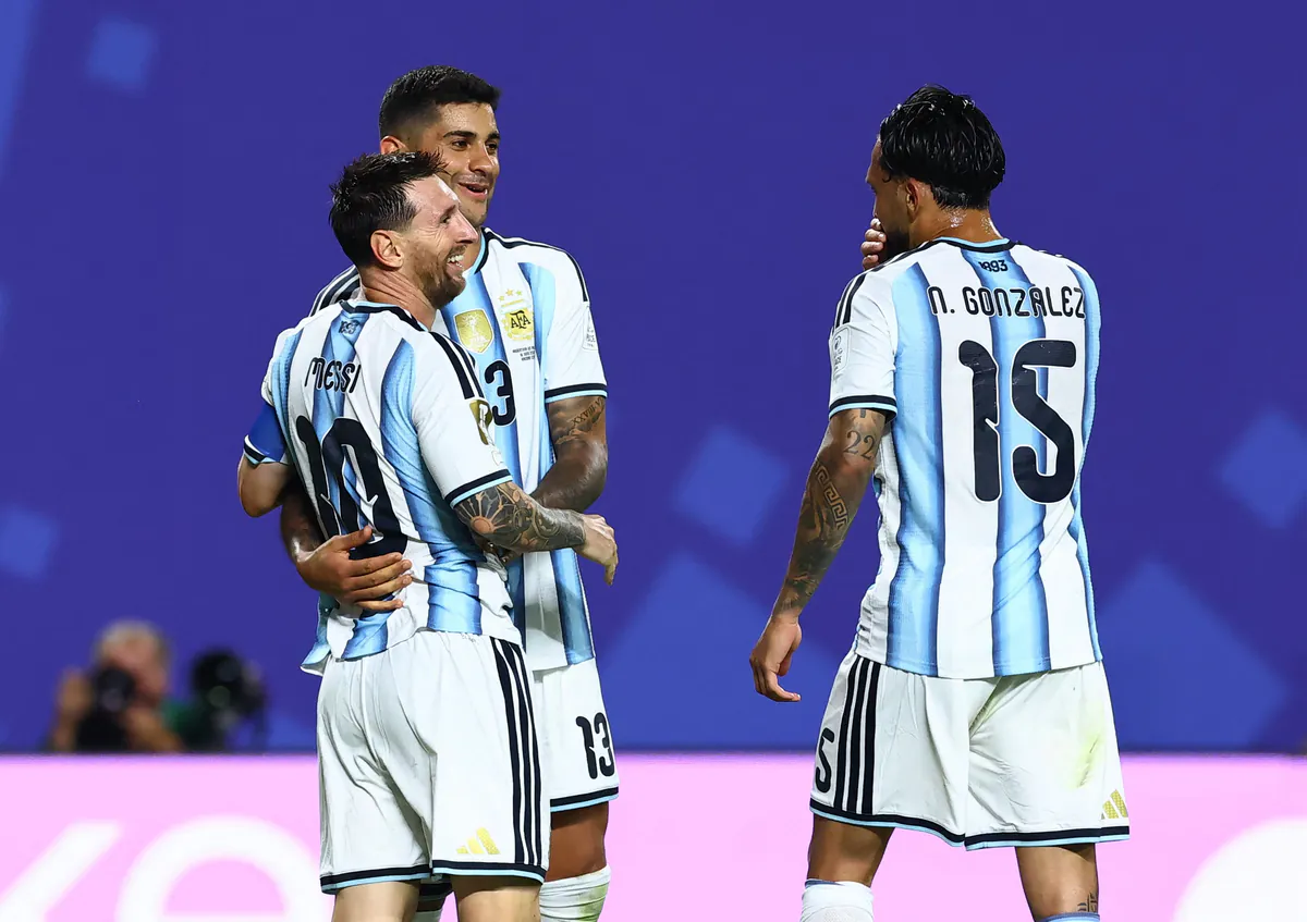 Ballon d'Or Messi: Warum Cristian Romero Exklusivität fordert