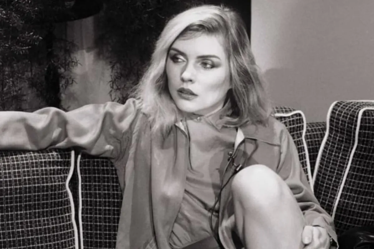 Debbie Harry und ihre neue Sonnenbrillen-Kollektion