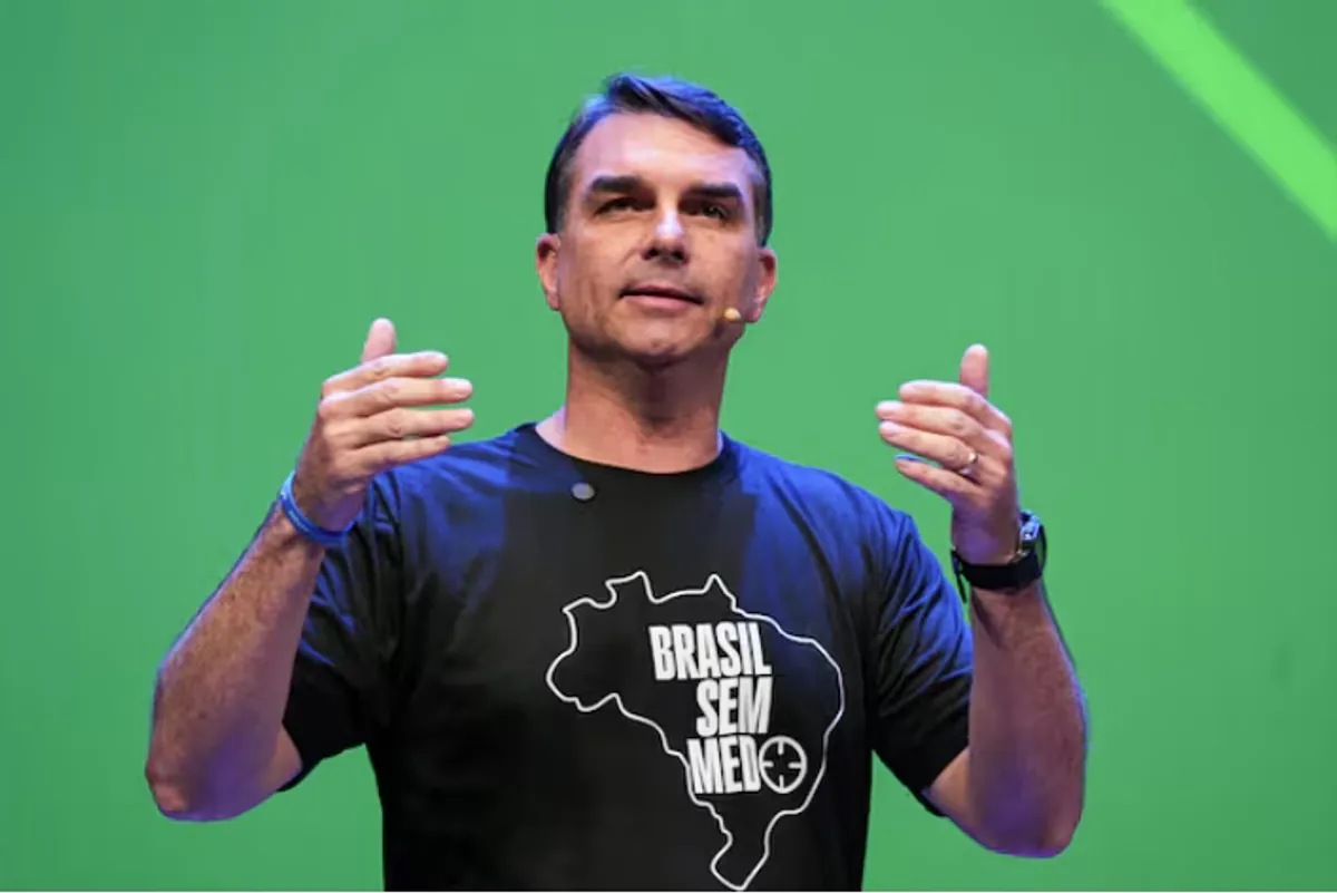 Flavio Bolsonaro führt knapp in Umfrage zum zweiten Wahlgang