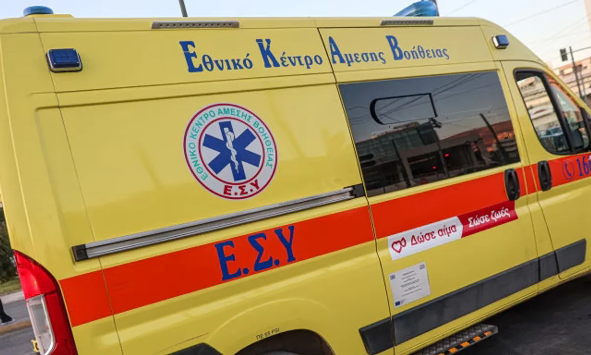 Hitzekollaps auf Kreta: Touristin bricht bei Wanderung in Falasarna zusammen – Feuerwehr leitet Rettungseinsatz ein