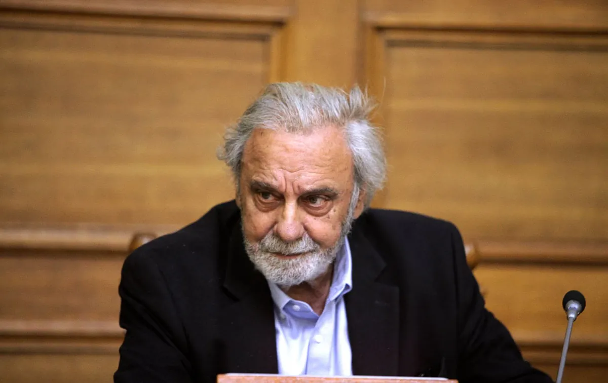 Konstantinos Tsoukalas, der angesehene Akademiker, ist im Alter von 89 Jahren verstorben