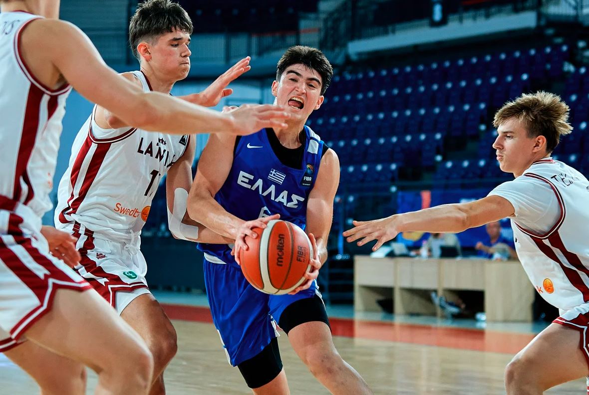 Lettland besiegt Griechenland 92-80 und verdrängt U16-Nationalmannschaft aus Medaillennähe