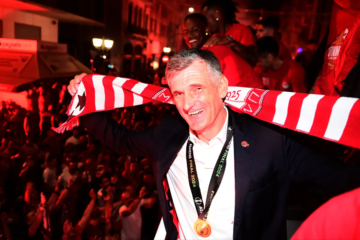 Mendilibars Einfluss auf Olympiakos: Eine Ära des Erfolgs und der Verbundenheit