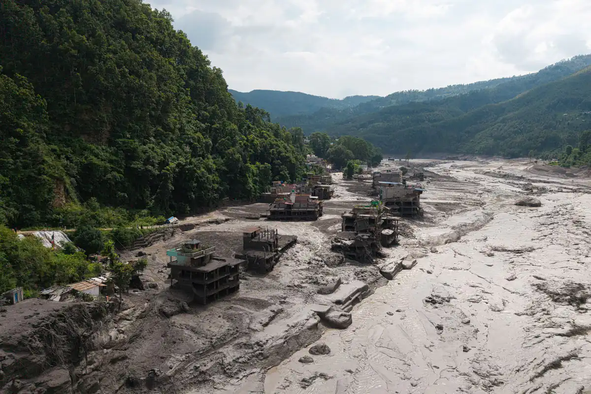Nepal: Erdrutsch an Grenze zu China nach starkem Regen