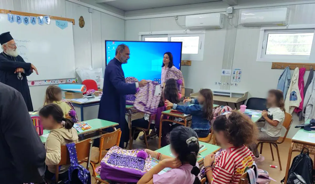 Olympiakos Piraeus Spende Kreta für Schulen in Arkalochori