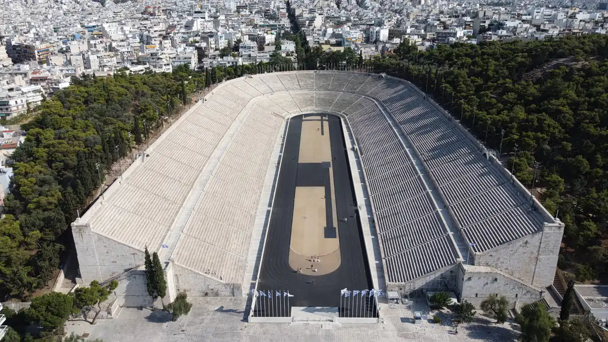 Panathenäisches Stadion erfährt historische Reinigung vor den Olympischen Spielen 2028