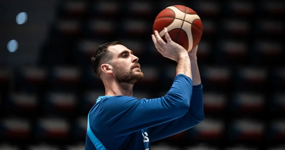 Papagiannis zurück im Efes-Kader nach schwerer Knieverletzung