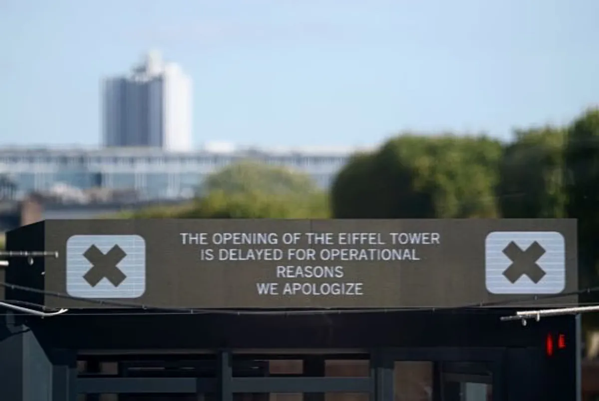 Paris: Weibliches Personal vom Eiffelturm entfernt – Bürgermeister fordert Untersuchung