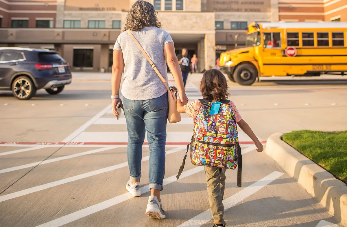 Schulanfang verursacht Angst bei Kindern und Eltern
