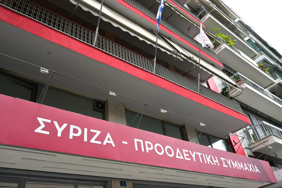 SYRIZA kritisiert Zustände auf Paros: "Wer will mich schon kontrollieren?"