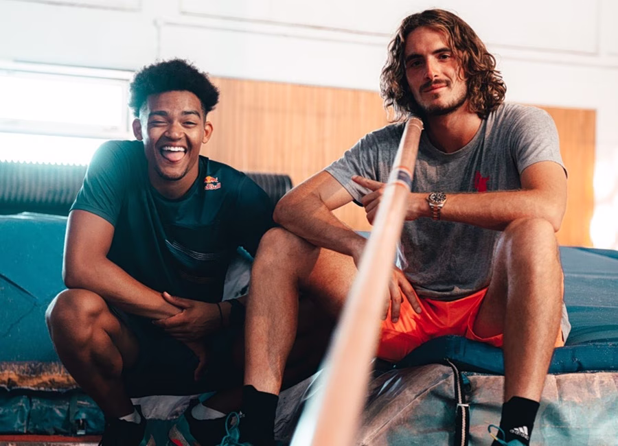 Tsitsipas gratuliert Karalis zu Silbermedaille