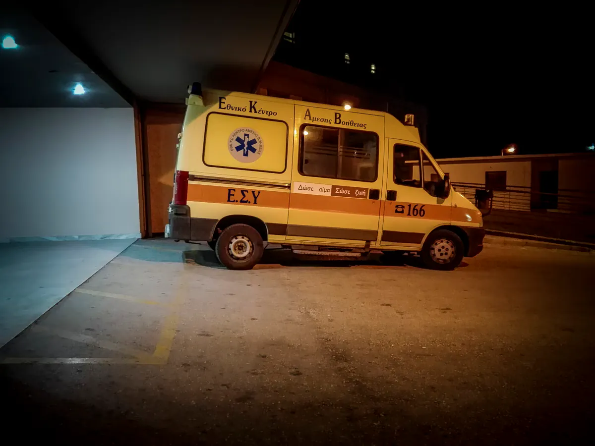 Unfall in Exochi bei Thessaloniki: Vier Verletzte nach Fahrzeugabkommen