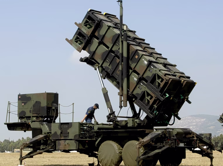 Verlegung einer Patriot-Batterie nach Souda: Eine strategische Überlegung im Kontext globaler Spannungen