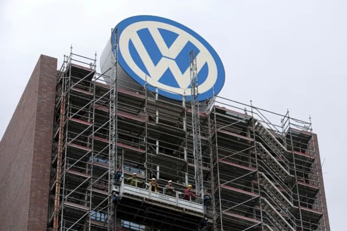 Volkswagen streicht 50.000 Stellen in Deutschland – Schließungsrisiko für vier Werke