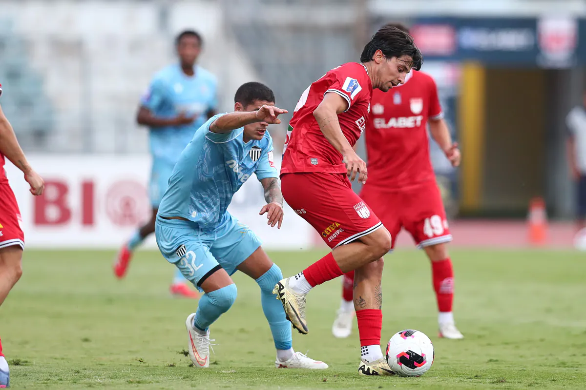 Volos FC holt späten Punkt gegen Kalamata FC: 2-2 im Superbet Cup Griechenland
