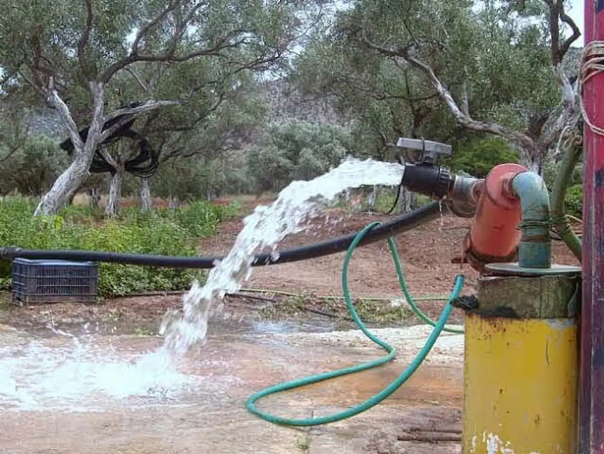 Wasserversorgung Priné Rethymno: Neue Bohrung verbessert Versorgung