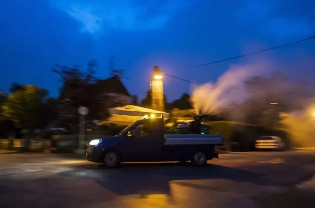 West-Nil-Virus-Alarm in Ost-Attika: Notfall-Mückenbekämpfung eingeleitet