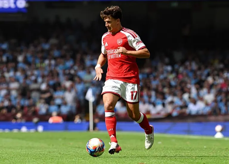 Christos Tzolis Rückkehr bei Arsenal: Der aktuelle Stand