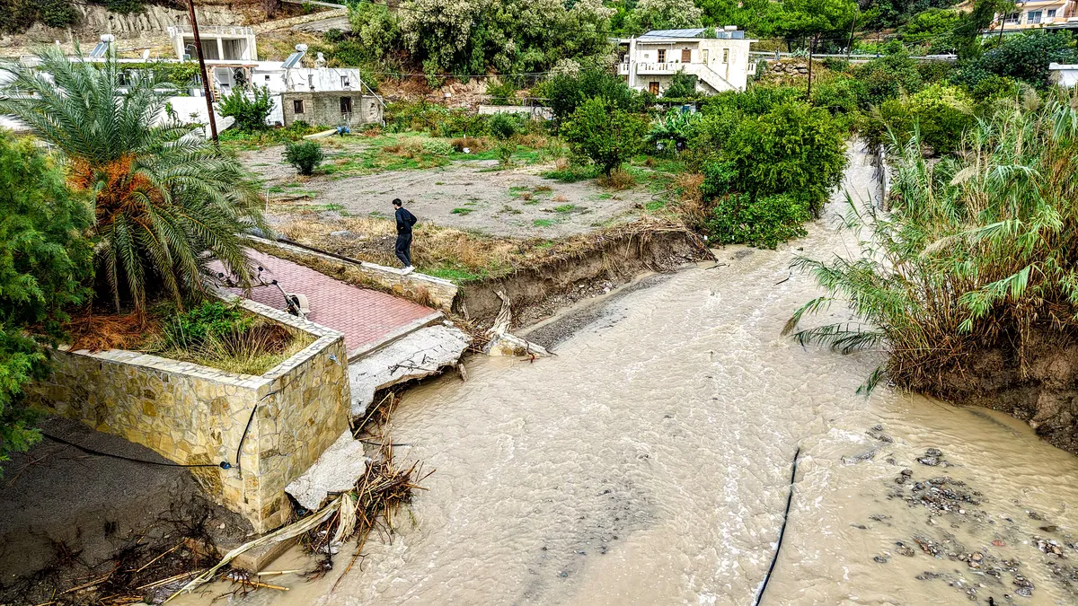 Extremes Unwetter auf Kreta: Massive Zerstörungen durch Fluten