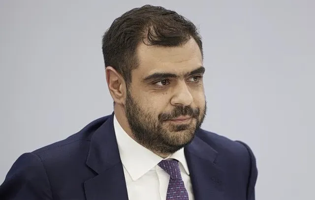 Regierungssprecher Pavlos Marinakis zur Korruptionsbekämpfung