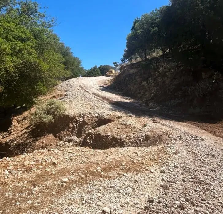 Instandsetzung Landstraße Angona durch Gemeinde Argostoli