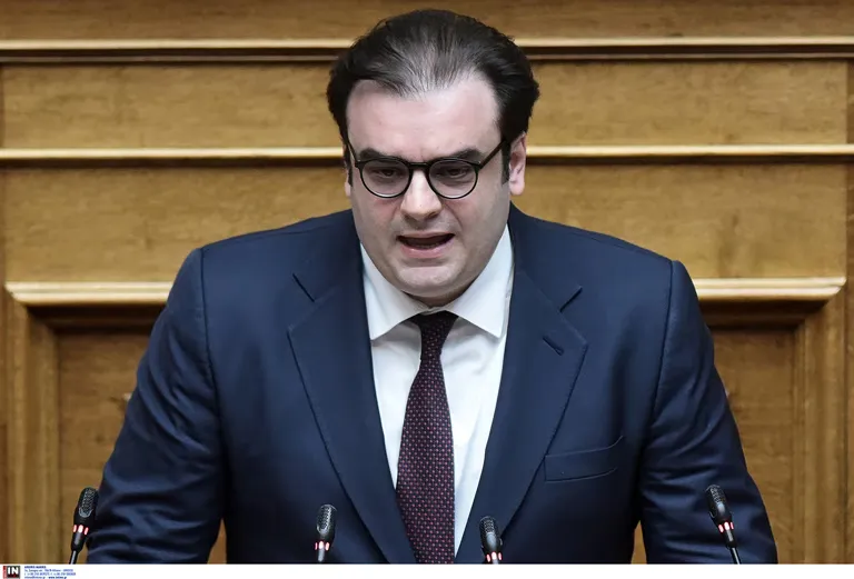 Kyriakos Pierrakakis warnt vor Energiekrise und Inflation