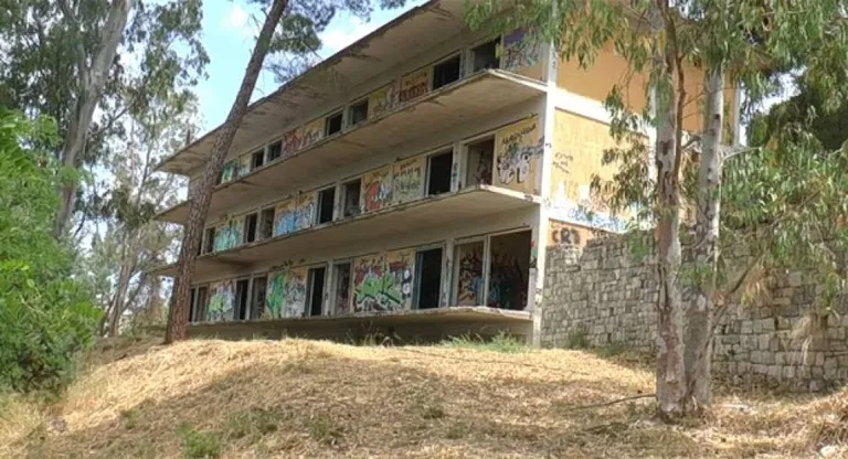 Sparta Hotel Xenía: Ein Meilenstein für die Stadt
