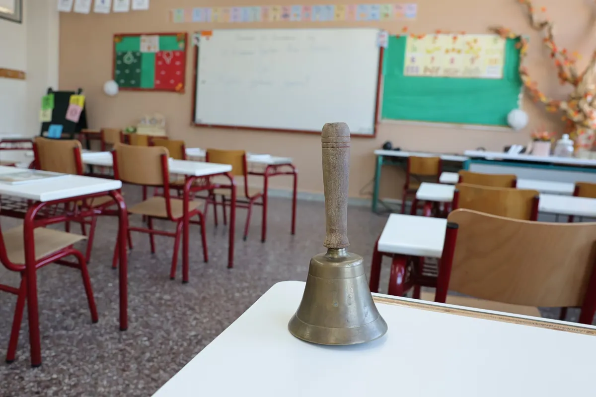 Griechisches Schulsystem Krise: PASOK warnt vor Bildungskollaps