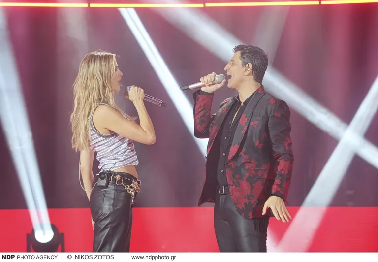 Katerina Lioliou Sakis Rouvas: Glanzvolle Premiere