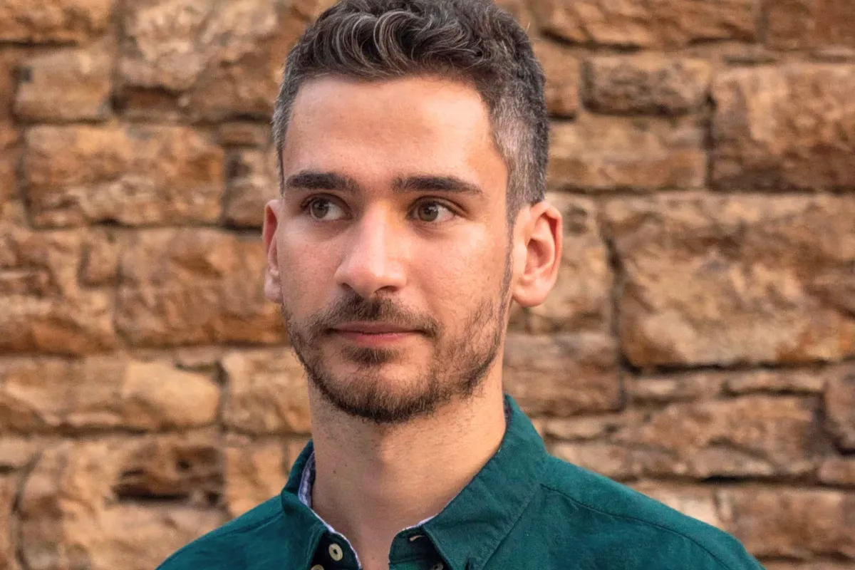 Argyris Koumtzis: Wie ein Blinder die Bildung veränderte