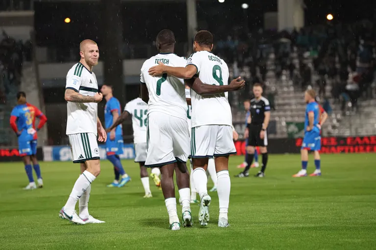 Panathinaikos Sieg gegen Volos: So glänzt das Duo Tetey-Dessers