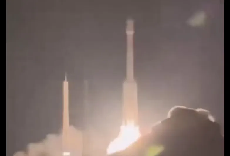 Chinesische Trägerrakete explodiert nach dem Start: Rückschlag für Raumfahrtprogramm