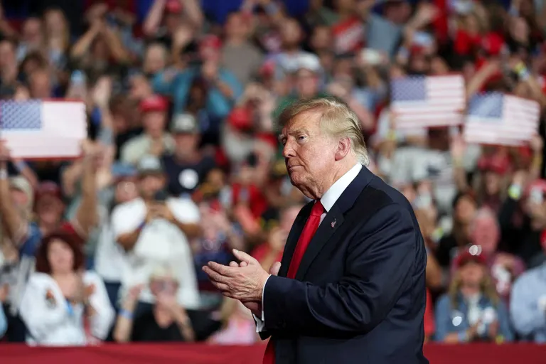 Trump Korruption und Lebenshaltungskosten: US-Wähler unzufrieden