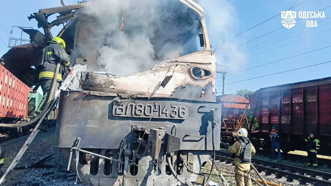 Ukraine: Zwei Bahnmitarbeiter sterben bei Drohnenangriff auf Passagierzug