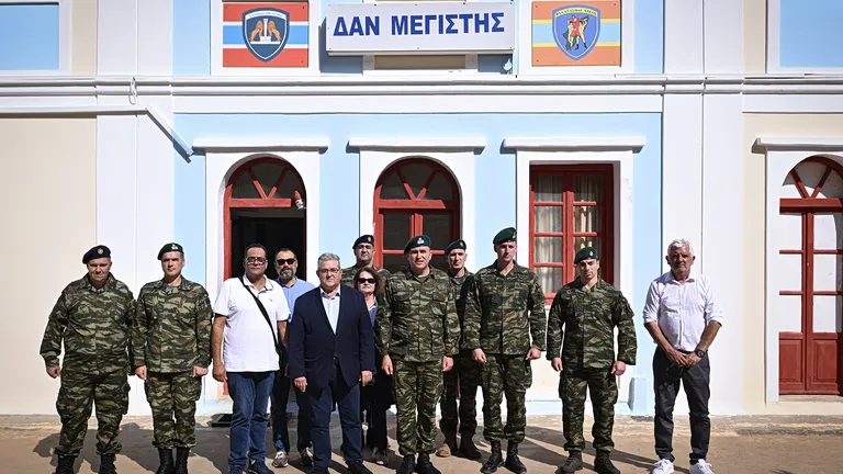 Dimitris Koutsoumpas in Kastellorizo: Grenzschutz ohne Eskalation